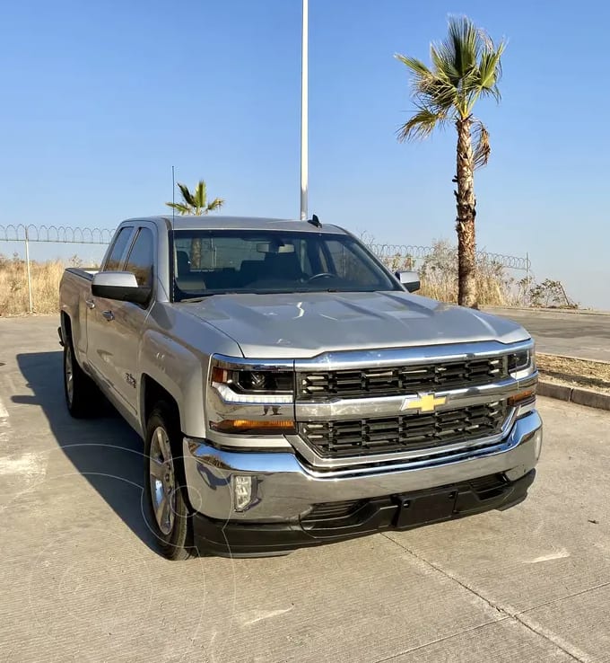 Buscan a conductor de camioneta gris por choque-fuga captado en video en Delicias