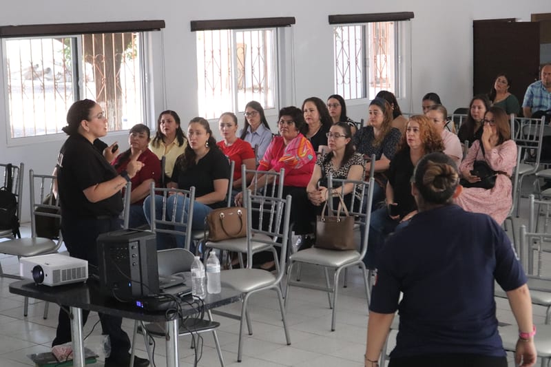 Capacitan a maestros de preescolar en Cuauhtémoc a detectar vulneración de derechos infantiles