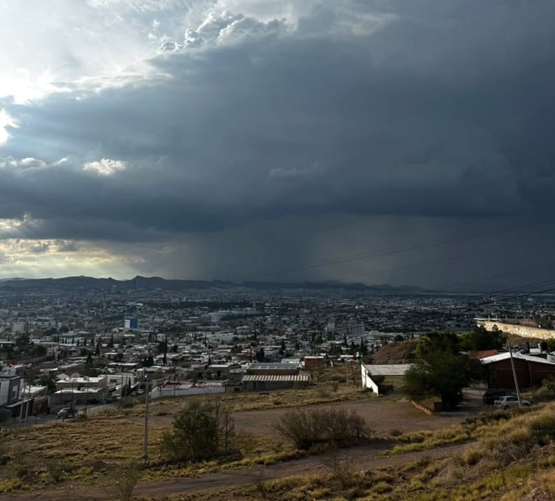 Clima en Chihuahua hoy martes 13 de octubre: lluvias de hasta 50 mm en el centro-sur y máxima de 31°C