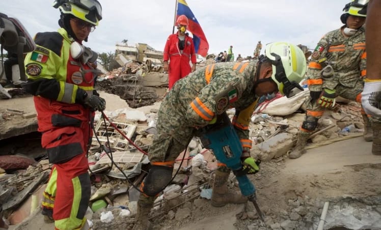 Crisis humanitaria en Venezuela: más de 4 mil muertos tras serie de sismos devastadores