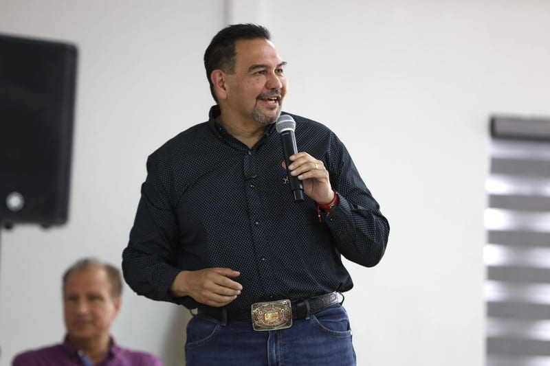 Cruz Pérez Cuéllar pide fortalecer el desarrollo regional en Delicias