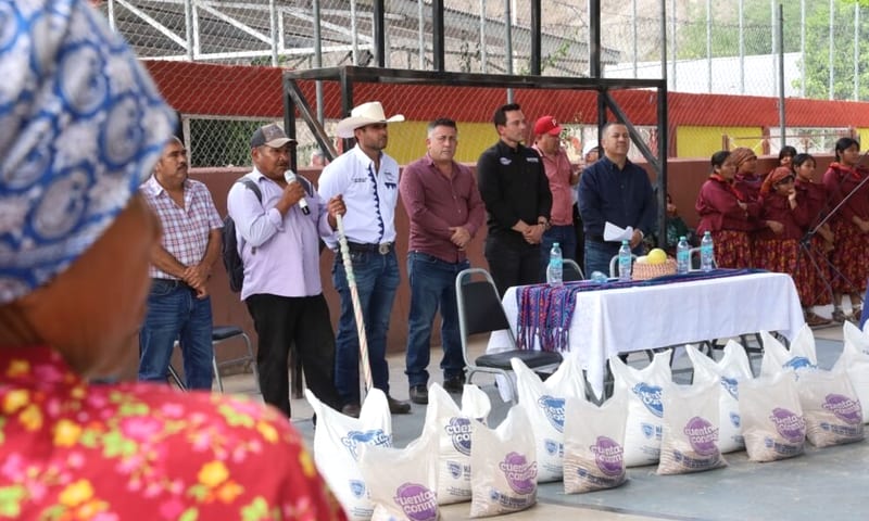Gobierno de Chihuahua distribuye 10 toneladas de alimentos en comunidades indígenas de Urique