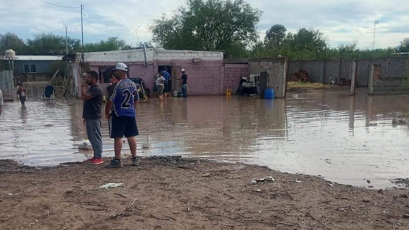 Lluvia torrencial en Satevó provoca desbordamiento de arroyos e inundaciones en Delicias y Rosales