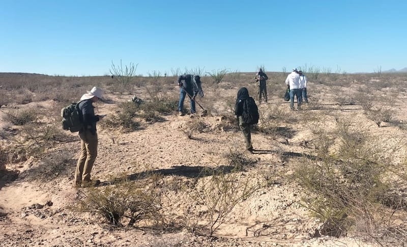 Localizan restos óseos y evidencia en carretera a Guadalupe y Calvo