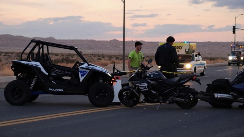 Motociclista resulta herido en choque con vehículo deportivo en Meoqui