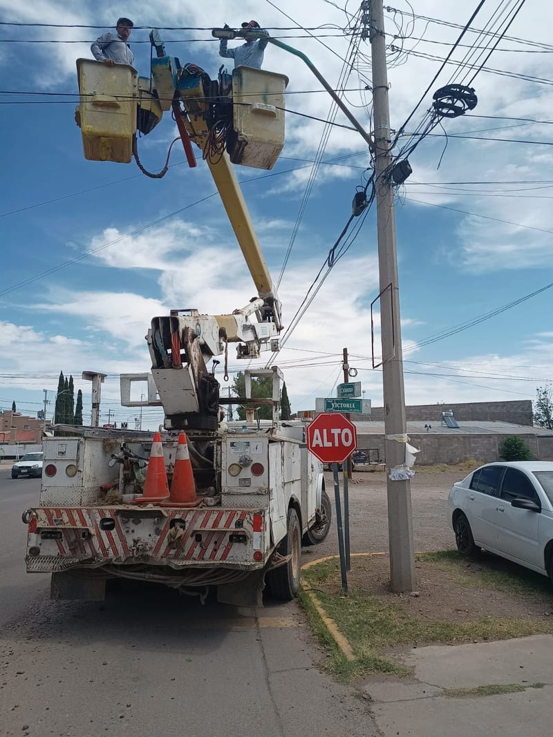 Nuevo Casas Grandes intensifica mantenimiento del alumbrado público para mejorar seguridad vial