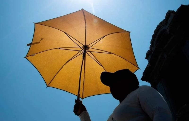 Ojinaga registra 42.7 grados: Protección Civil advierte sobre ola de calor extremo en Chihuahua