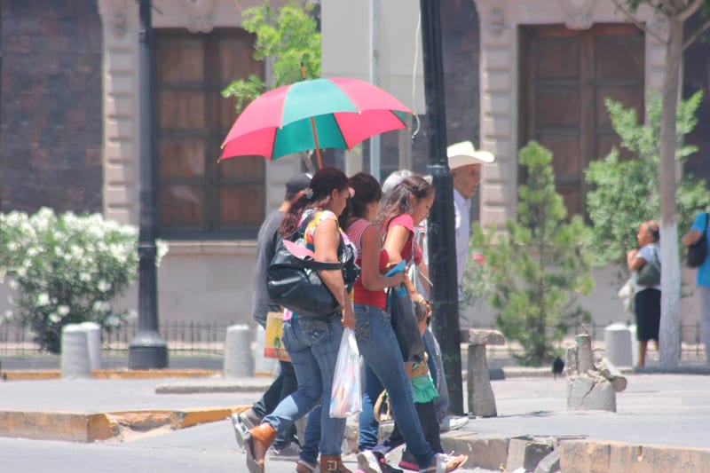 Protección Civil emite alerta por ola de calor extremo en Chihuahua